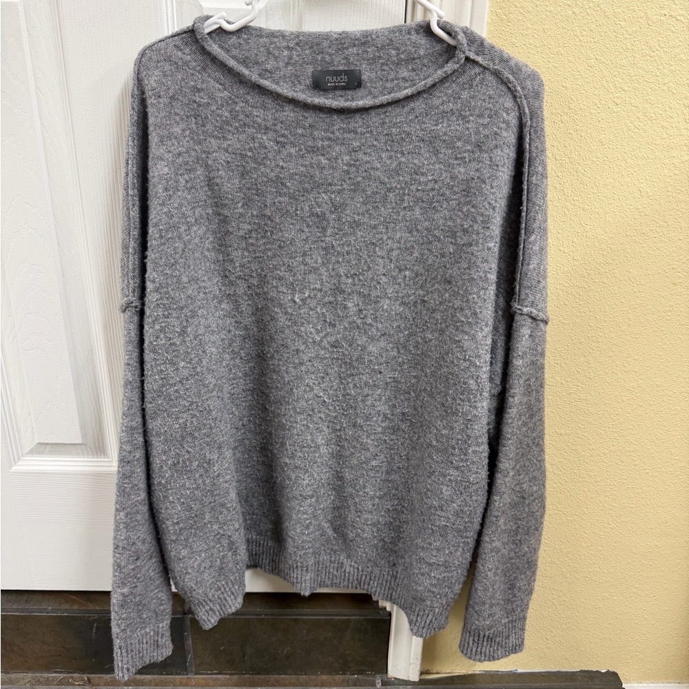 nuuds Heather Gray Women's Crewneck Sweater